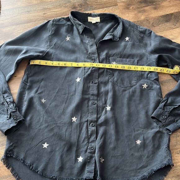 Cloth & Stone long sleeve button down shirt. Size medium - Picture 2 of 3